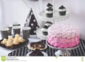 Black And White Party Decoration Ideas